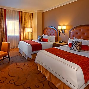 Luxury Queen Room
